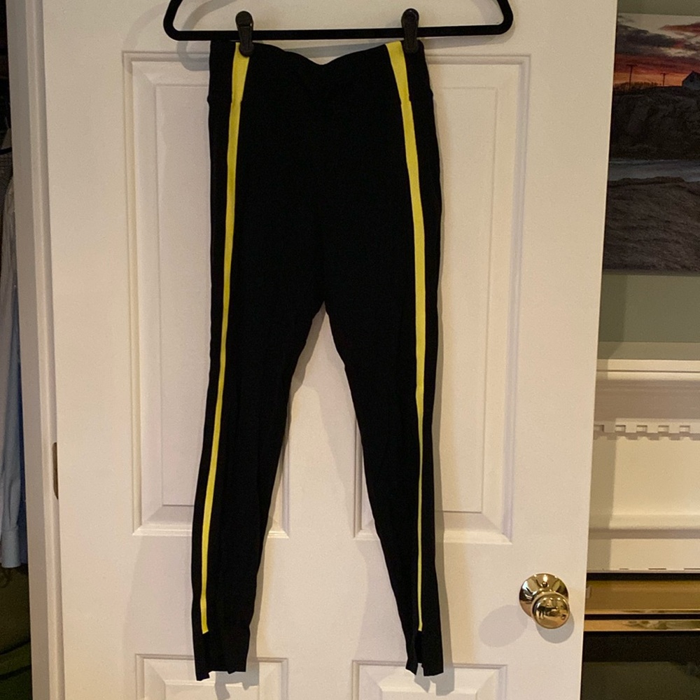 ZYIA Leggings